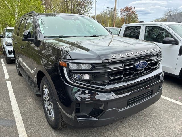 2026 Ford Expedition Active MAX 4x4's photo