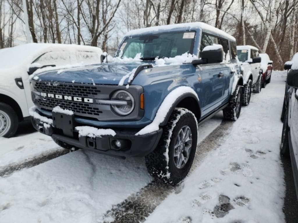 Used 2025 Ford Bronco Badlands SUV