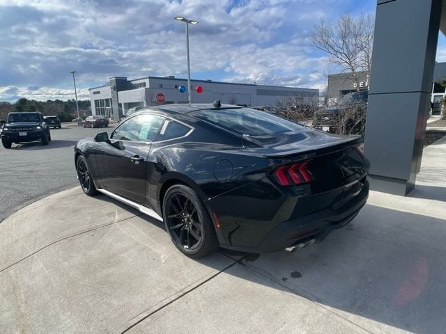 2026 Ford Mustang EcoBoost Fastback - Photo 6