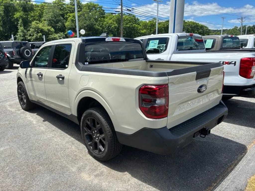 New 2025 Ford Maverick XLT Truck
