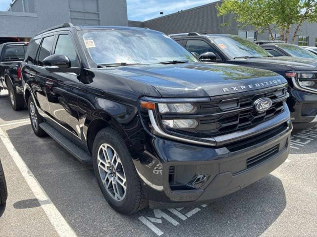 Certified 2025 Ford Expedition Active SUV