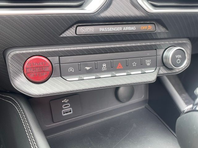 2025 Ford Mustang GT Premium Convertible - Photo 30