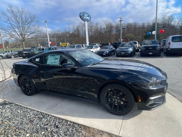 2026 Ford Mustang EcoBoost Fastback - Photo 9