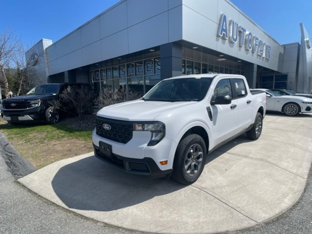 New 2025 Ford Maverick XLT Truck
