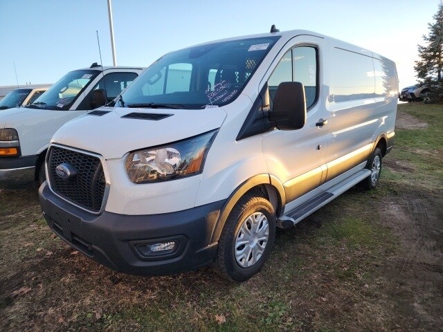 2024 Ford Transit photo 3