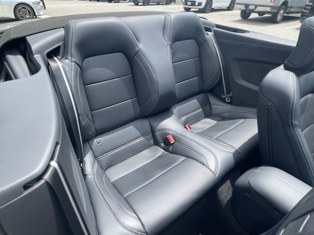 2025 Ford Mustang GT Premium Convertible - Photo 35