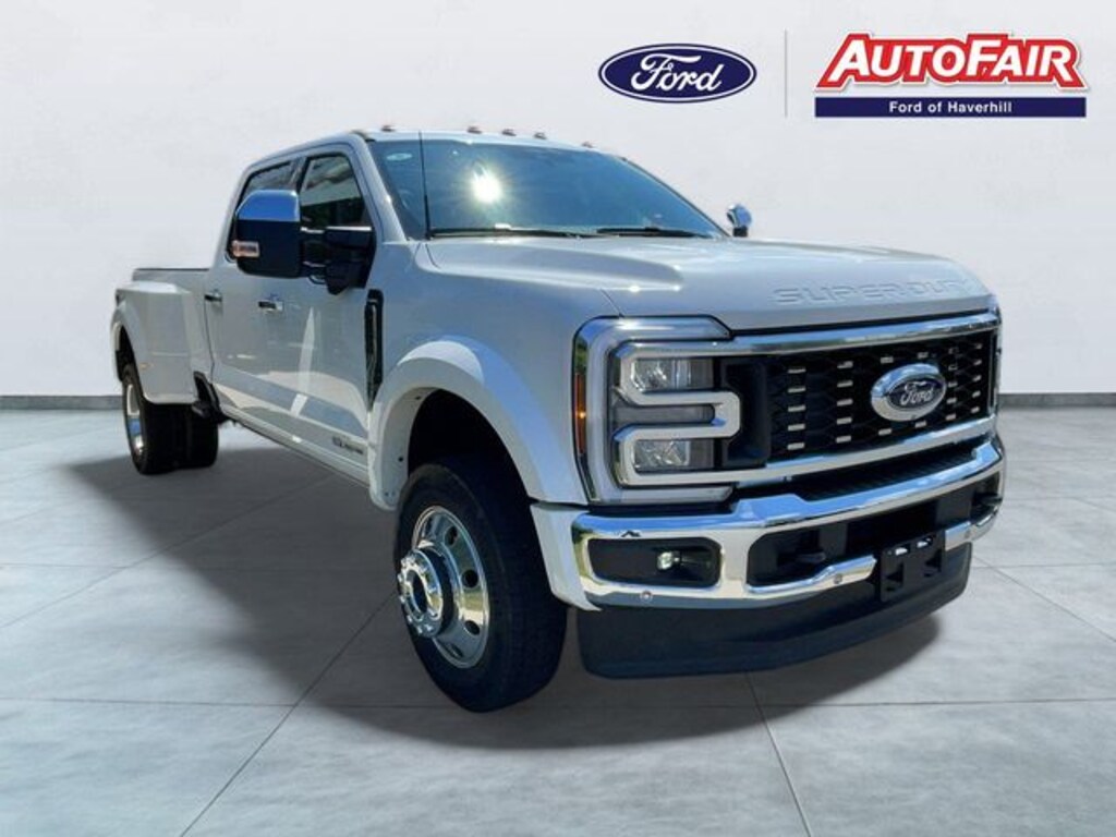 New 2026 Ford F-450SD Lariat Truck