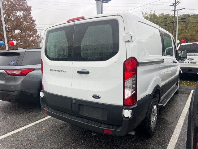 2024 Ford Transit photo 4