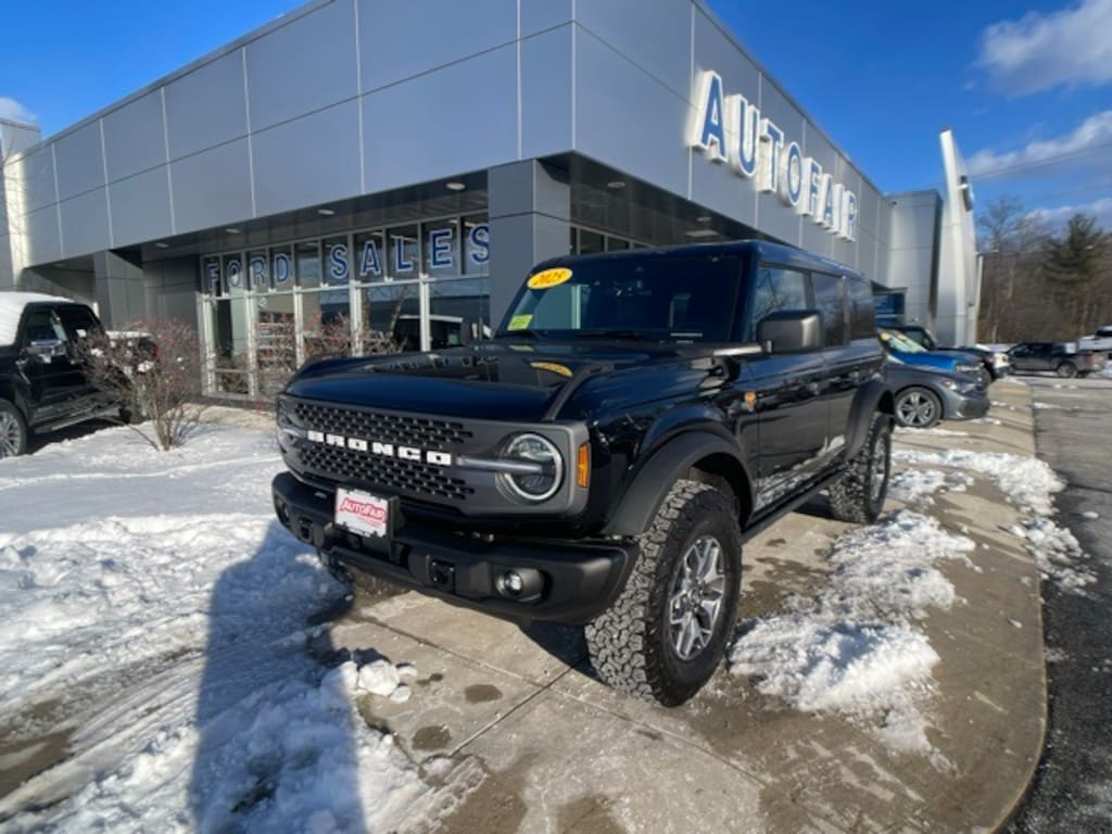 Certified 2025 Ford Bronco Badlands SUV