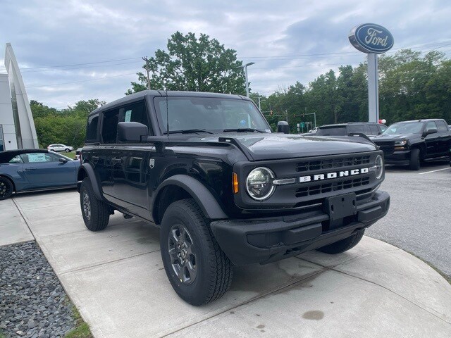 2025 Ford Bronco Big Bend photo 2
