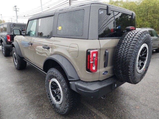 2025 Ford Bronco Badlands photo 3