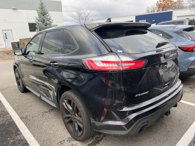 2019 Ford Edge ST photo 4