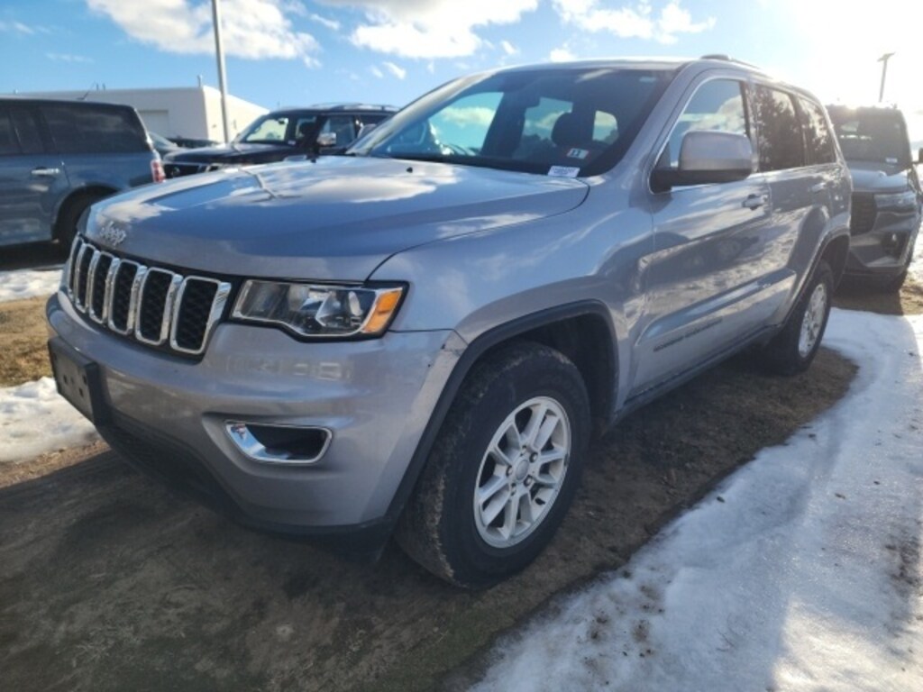 Used 2020 Jeep Grand Cherokee Laredo E SUV