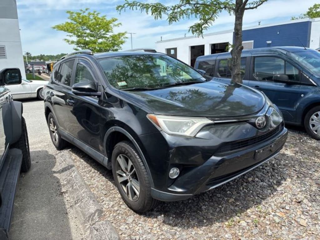 Certified 2017 Toyota RAV4 XLE SUV