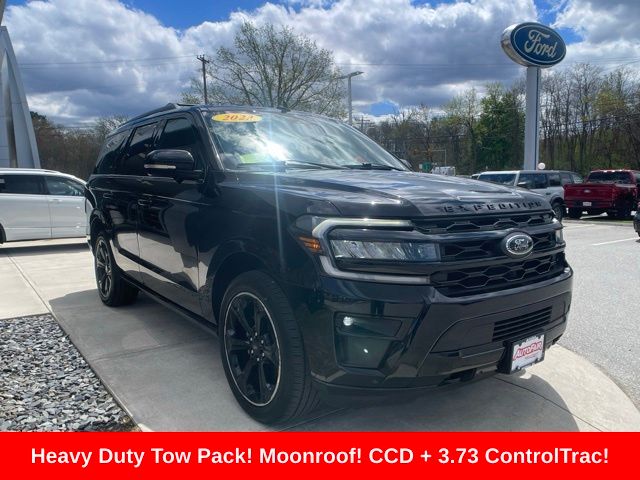 2023 Ford Expedition Limited 4X4's photo