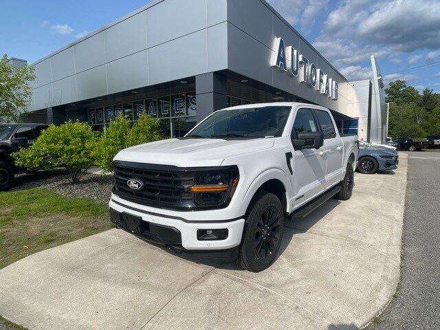 2025 Ford F-150 XLT photo 4