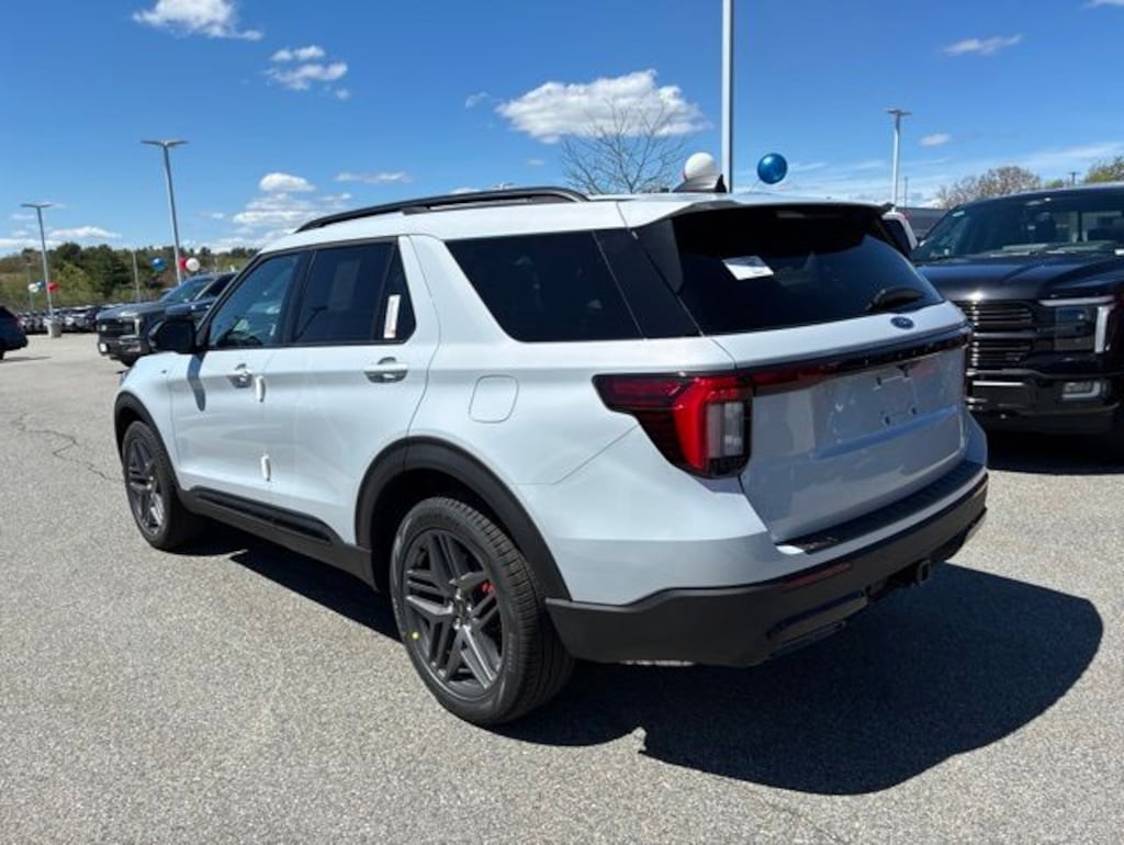 New 2026 Ford Explorer ST-Line SUV
