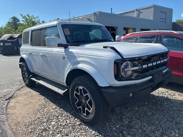 2025 Ford Bronco Outer Banks 4x4's photo