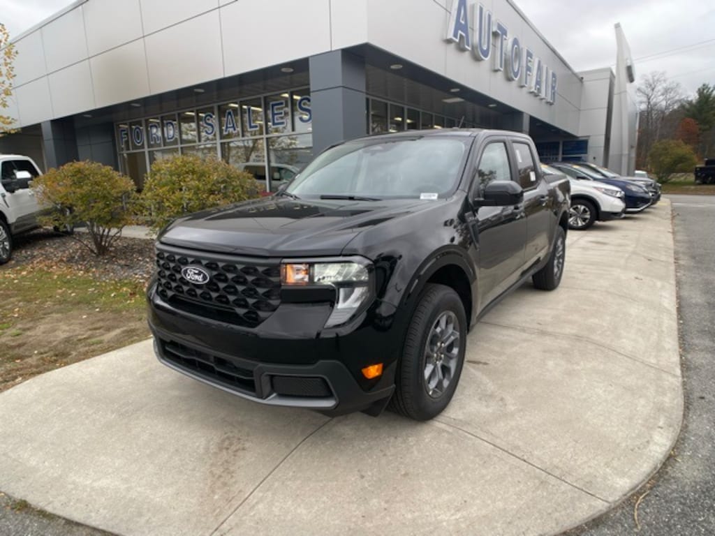 New 2025 Ford Maverick XLT Truck