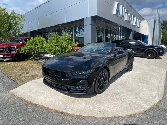 2025 Ford Mustang GT Premium Convertible photo 4