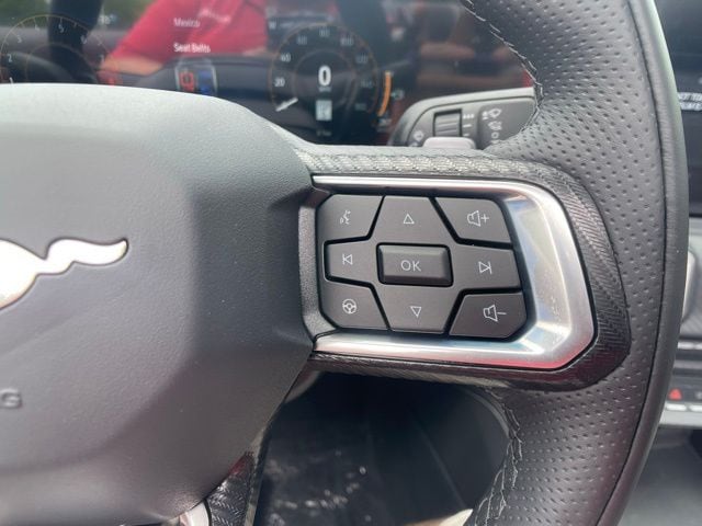2025 Ford Mustang GT Premium Convertible - Photo 19