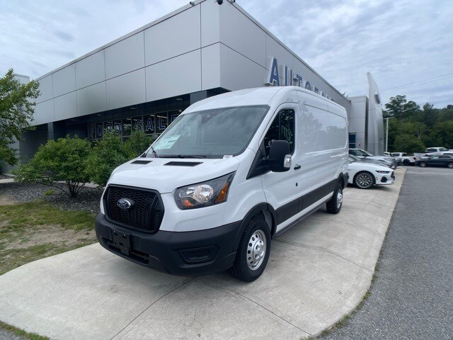 2025 Ford Transit photo 4