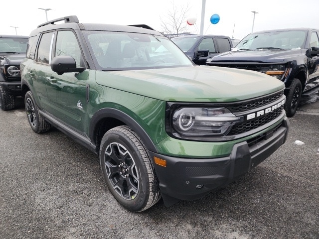 2025 Ford Bronco Sport Outer Banks's photo