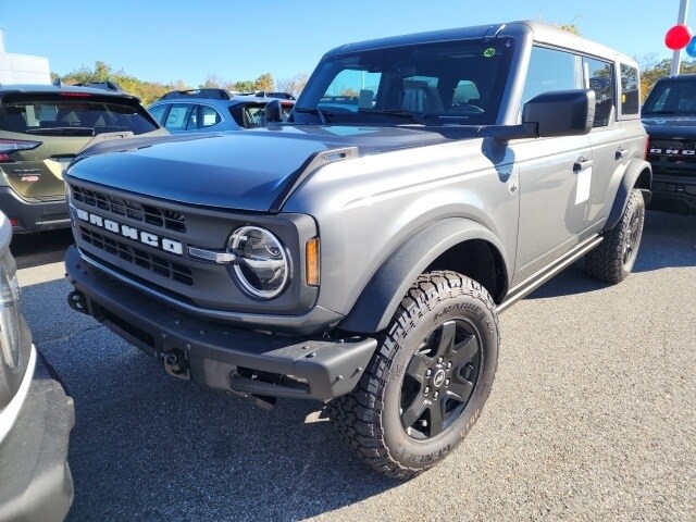 2025 Ford Bronco Big Bend photo 2
