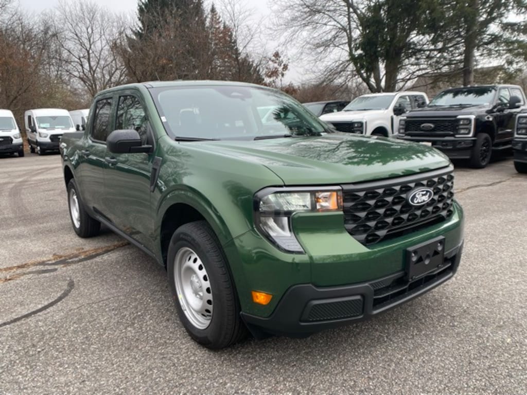 New 2025 Ford Maverick XL Truck