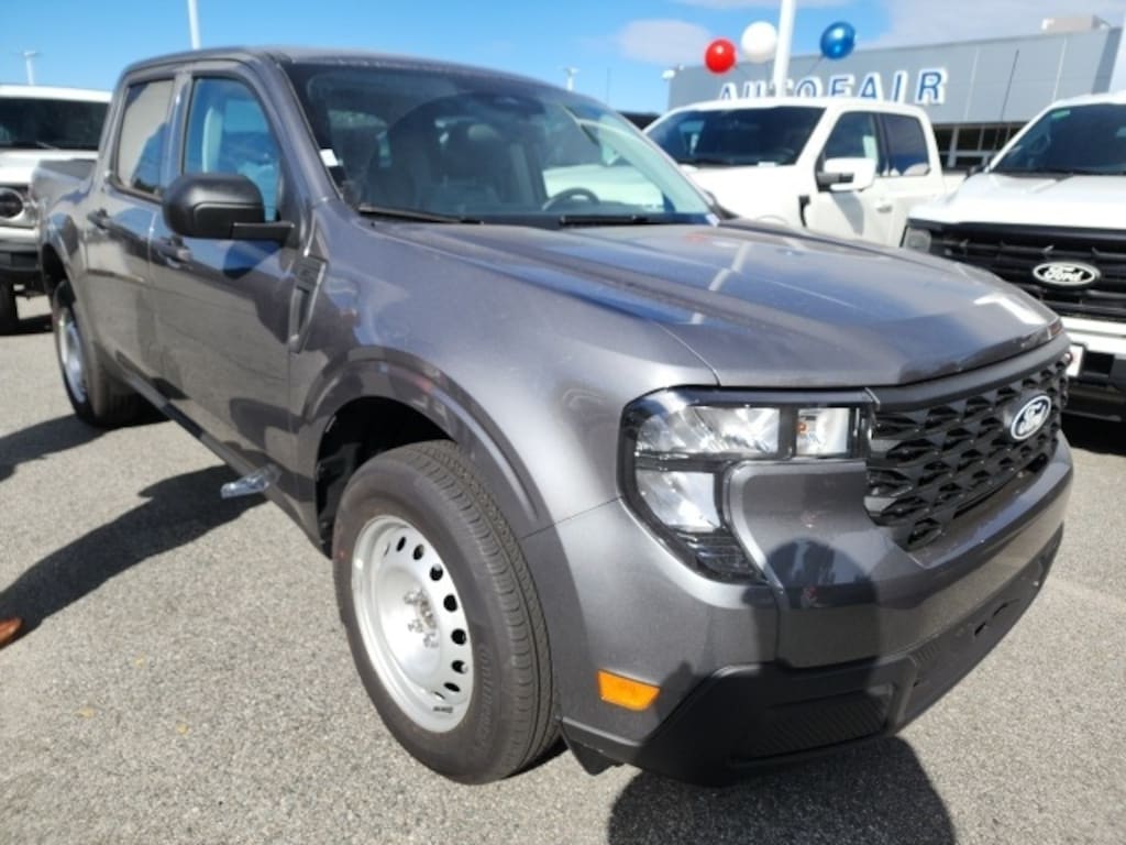 New 2025 Ford Maverick XL Truck