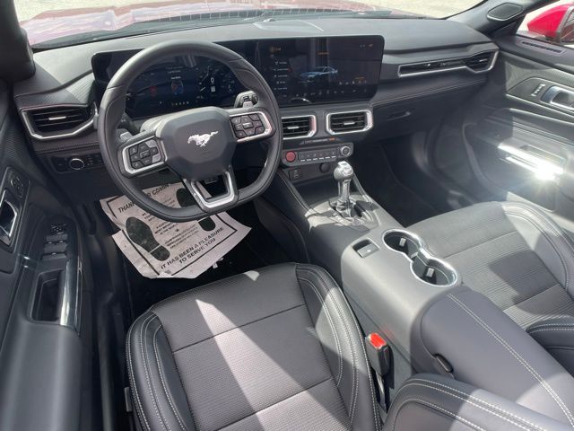 2025 Ford Mustang GT Premium Convertible - Photo 15