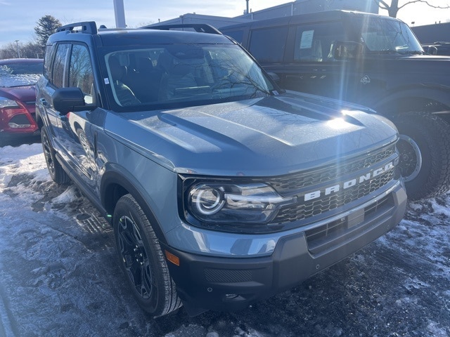 2025 Ford Bronco Sport Outer Banks's photo