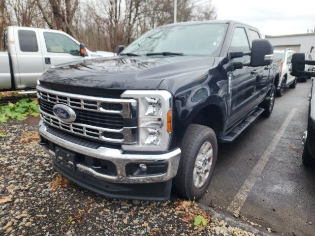 2024 Ford F-250 photo 2