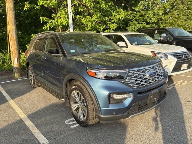 2020 Ford Explorer Platinum 4WD's photo