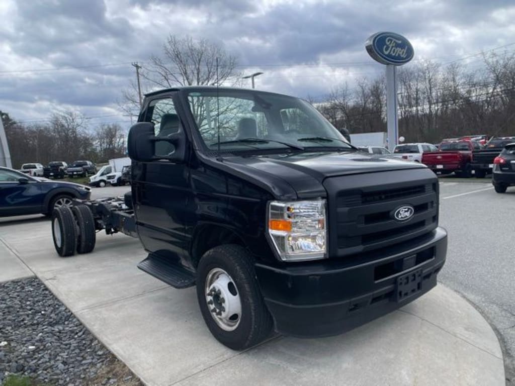 Used 2027 Ford E-350SD Base Cab/Chassis