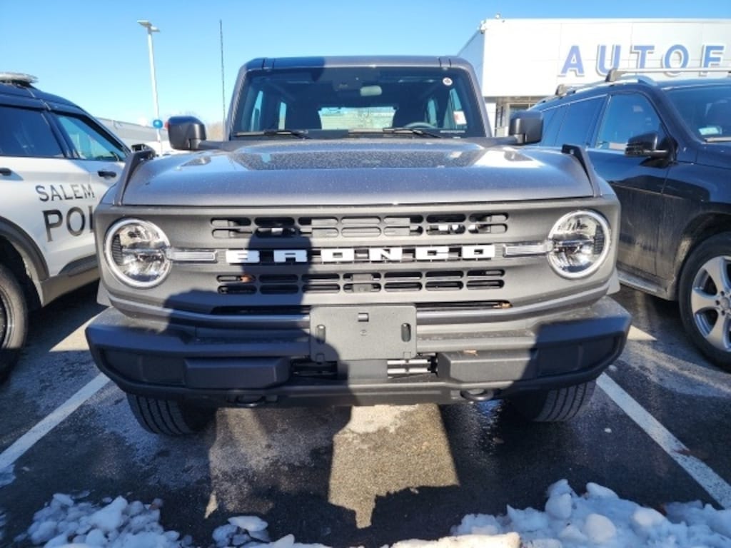 New 2025 Ford Bronco Base SUV