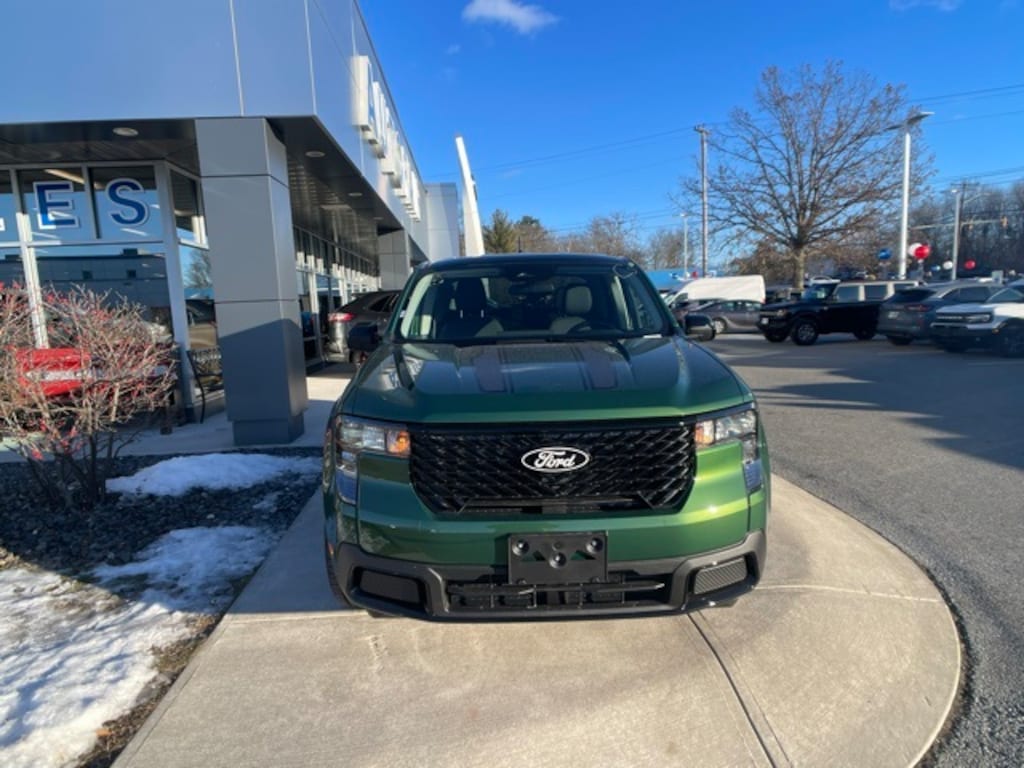 New 2025 Ford Maverick XLT Truck