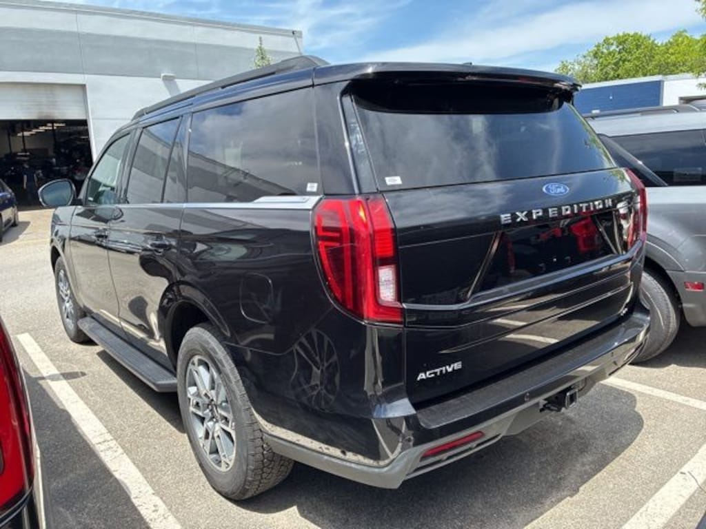Certified 2025 Ford Expedition Active SUV