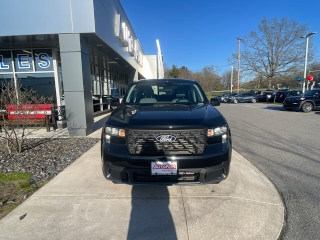 New 2025 Ford Maverick XLT Truck