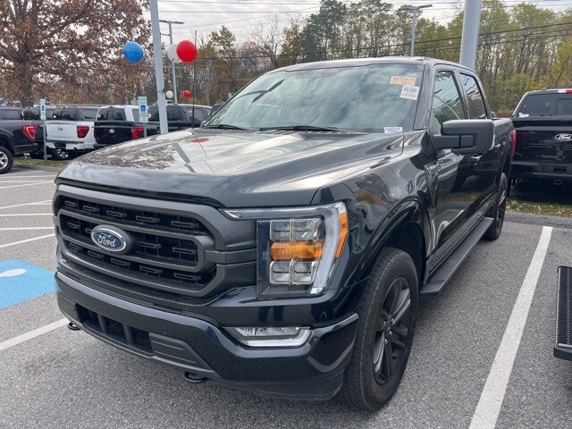 2022 Ford F-150 XLT photo 2
