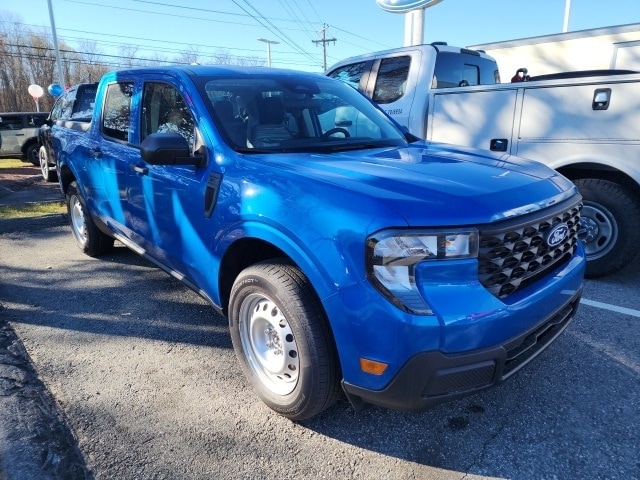 2025 Ford Maverick XL's photo