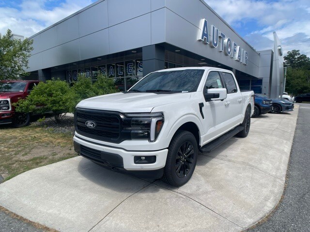 2025 Ford F-150 Lariat photo 4