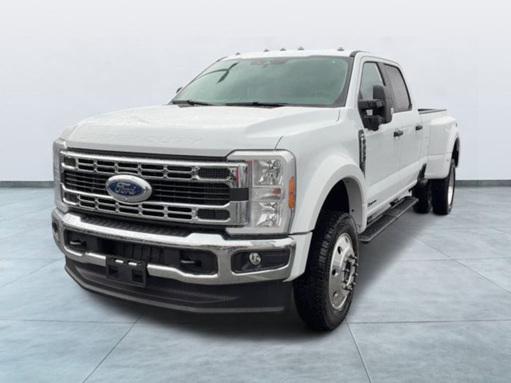 New 2026 Ford F-450SD XLT Truck
