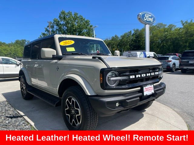 2025 Ford Bronco Outer Banks 4x4's photo
