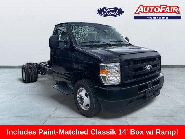 2027 Ford E-Series DRW E-350 Super Duty 158 in WB's photo