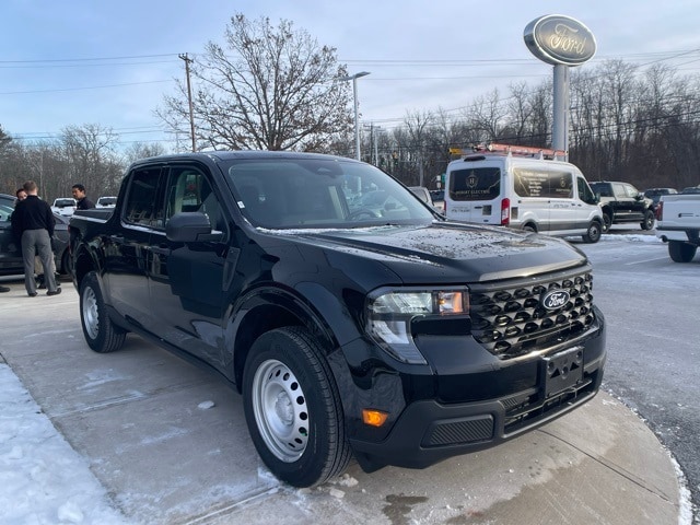 2025 Ford Maverick XL's photo