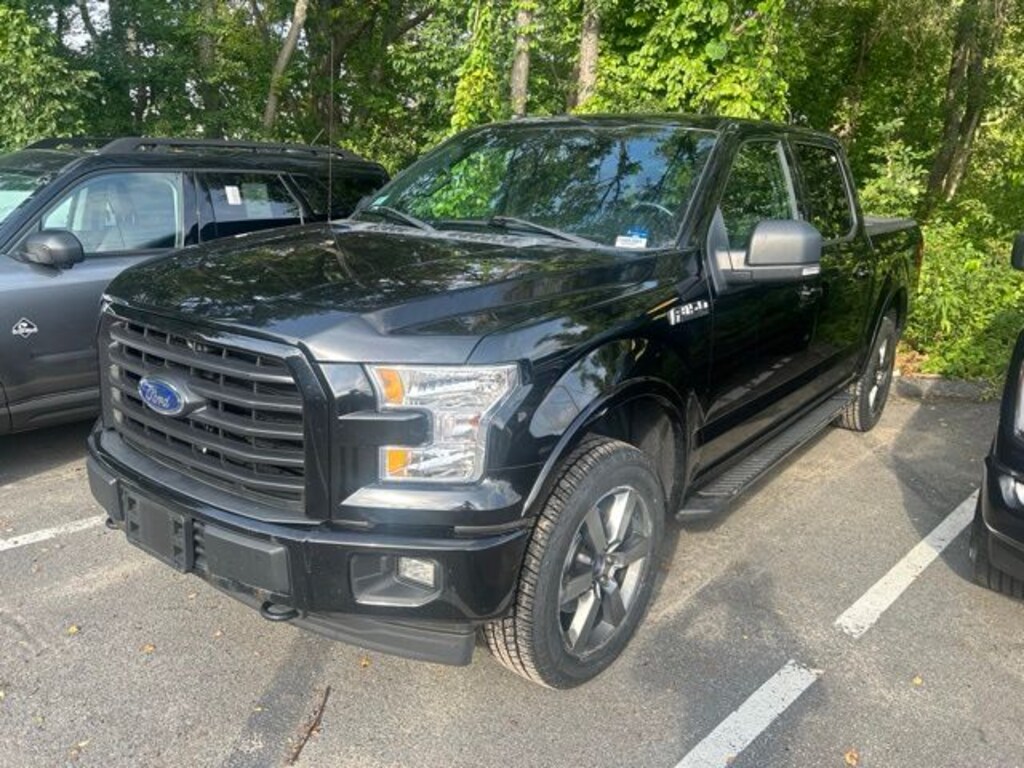 Used 2017 Ford F-150 XLT Truck