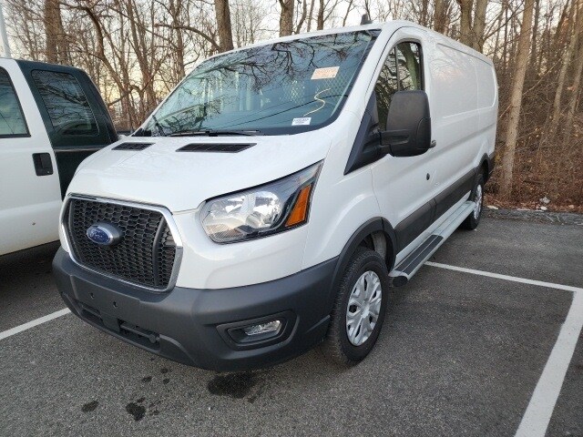 2024 Ford Transit photo 3