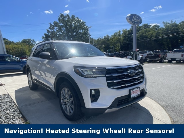 2025 Ford Explorer Active's photo