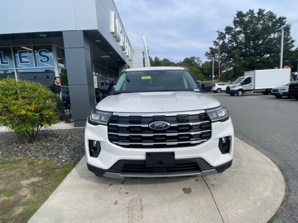 New 2025 Ford Explorer Active SUV